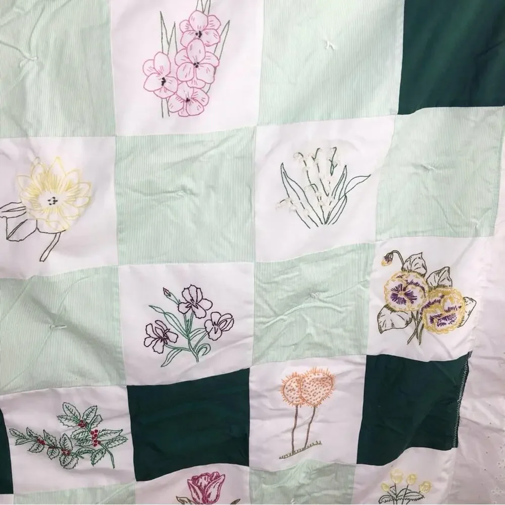 Vintage Handmade Embroidered Flowers Quilt
